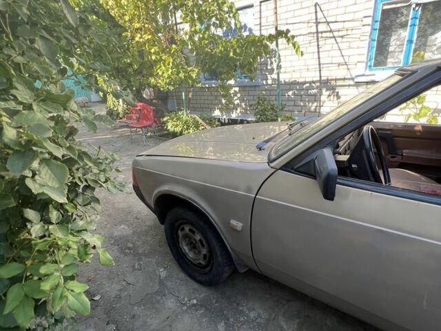 Бежевый Москвич / АЗЛК 2141, объемом двигателя 0 л и пробегом 200 тыс. км за 1500 $, фото 3 на Automoto.ua