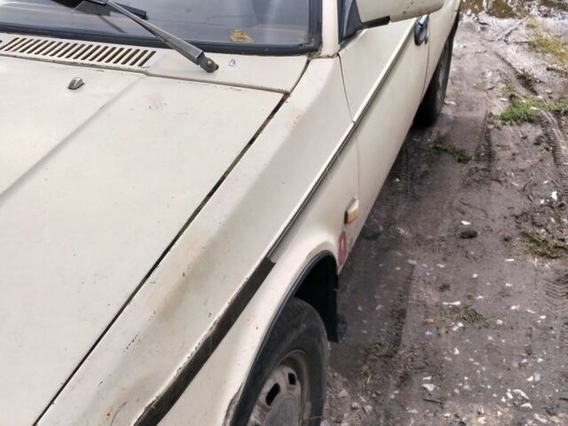 Бежевый Москвич / АЗЛК 2141, объемом двигателя 1.5 л и пробегом 357 тыс. км за 725 $, фото 1 на Automoto.ua