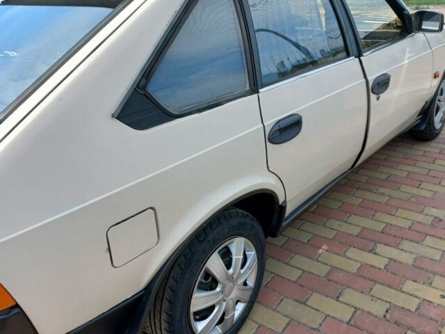 Москвич / АЗЛК 2141 1987 в Кременчуге на Automoto.ua Бежевый Москвич / АЗЛК 2141, объемом двигателя 1.6 л и пробегом 68 тыс. км за 1190 $, фото 4 на Automoto.ua