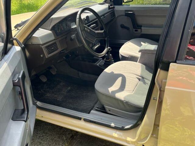 Бежевый Москвич / АЗЛК 2141, объемом двигателя 1.5 л и пробегом 100 тыс. км за 1400 $, фото 3 на Automoto.ua