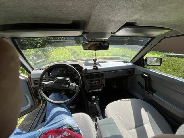 Бежевый Москвич / АЗЛК 2141, объемом двигателя 1.5 л и пробегом 100 тыс. км за 1400 $, фото 4 на Automoto.ua