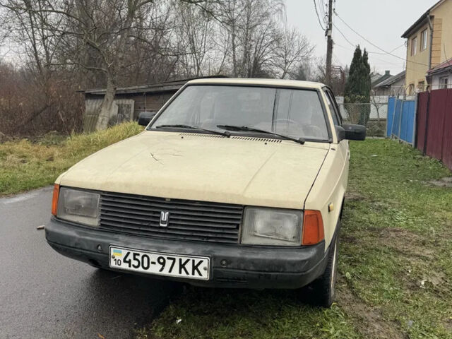 Бежевый Москвич / АЗЛК 2141, объемом двигателя 1.5 л и пробегом 100 тыс. км за 474 $, фото 3 на Automoto.ua
