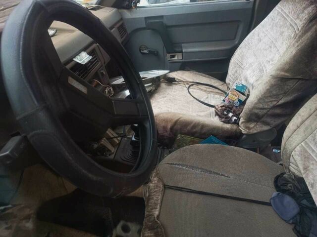 Бежевый Москвич / АЗЛК 2141, объемом двигателя 1.5 л и пробегом 100 тыс. км за 236 $, фото 9 на Automoto.ua