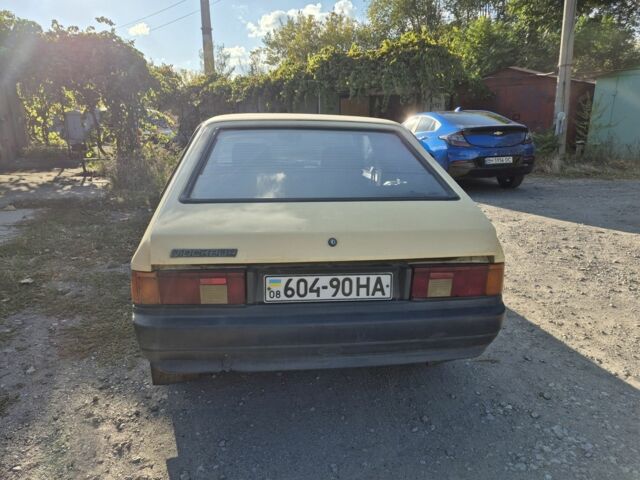 Бежевый Москвич / АЗЛК 2141, объемом двигателя 0 л и пробегом 123 тыс. км за 700 $, фото 5 на Automoto.ua