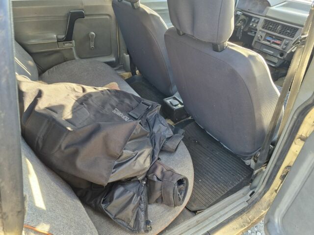 Бежевый Москвич / АЗЛК 2141, объемом двигателя 0 л и пробегом 123 тыс. км за 700 $, фото 11 на Automoto.ua