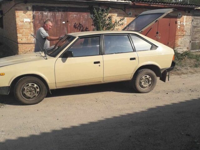 Бежевий Москвич / АЗЛК 2141, об'ємом двигуна 0 л та пробігом 165 тис. км за 1000 $, фото 2 на Automoto.ua