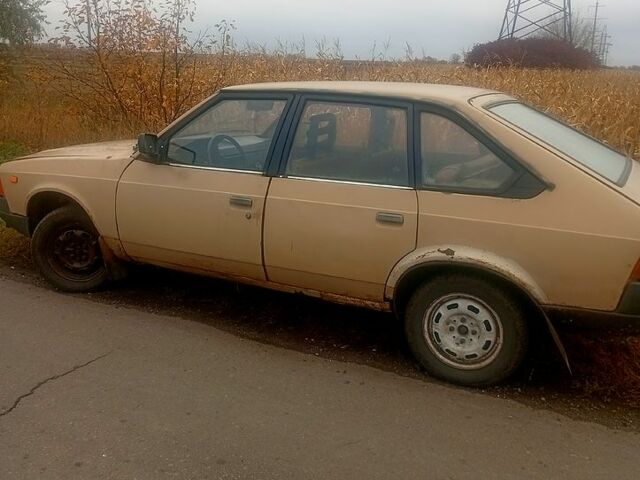 Бежевый Москвич / АЗЛК 2141, объемом двигателя 1.5 л и пробегом 130 тыс. км за 400 $, фото 1 на Automoto.ua