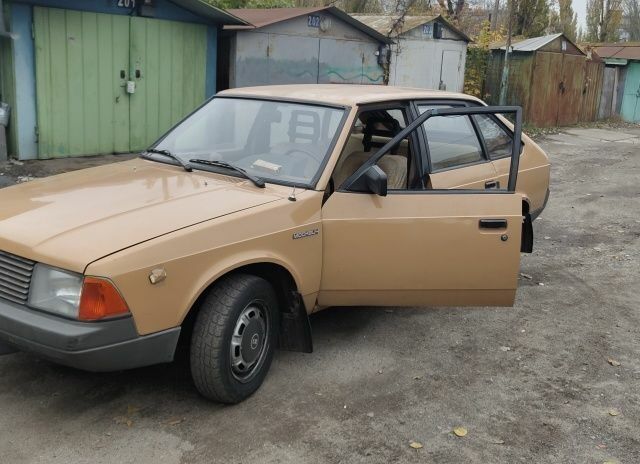 Бежевый Москвич / АЗЛК 2141, объемом двигателя 0 л и пробегом 95 тыс. км за 1777 $, фото 2 на Automoto.ua