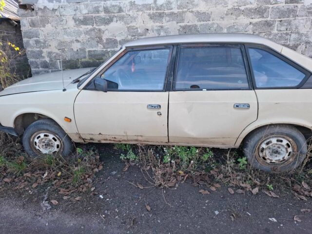 Бежевый Москвич / АЗЛК 2141, объемом двигателя 1.5 л и пробегом 400 тыс. км за 143 $, фото 7 на Automoto.ua