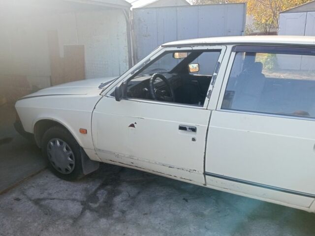 Бежевый Москвич / АЗЛК 2141, объемом двигателя 1.5 л и пробегом 280 тыс. км за 596 $, фото 5 на Automoto.ua