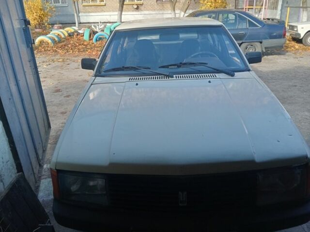 Бежевый Москвич / АЗЛК 2141, объемом двигателя 1.5 л и пробегом 280 тыс. км за 596 $, фото 4 на Automoto.ua