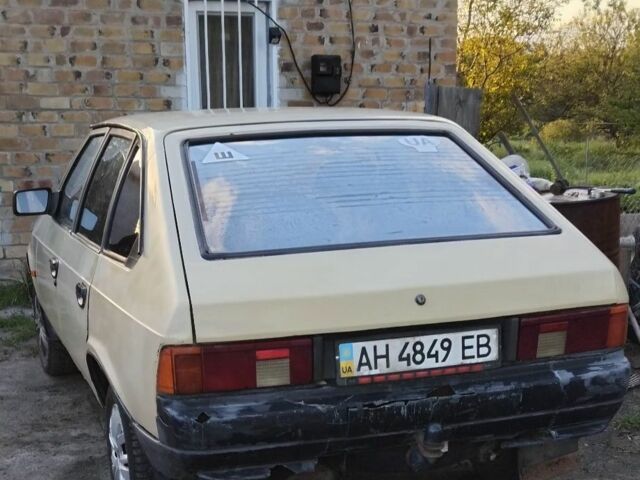 Бежевый Москвич / АЗЛК 2141, объемом двигателя 1 л и пробегом 1000 тыс. км за 594 $, фото 2 на Automoto.ua