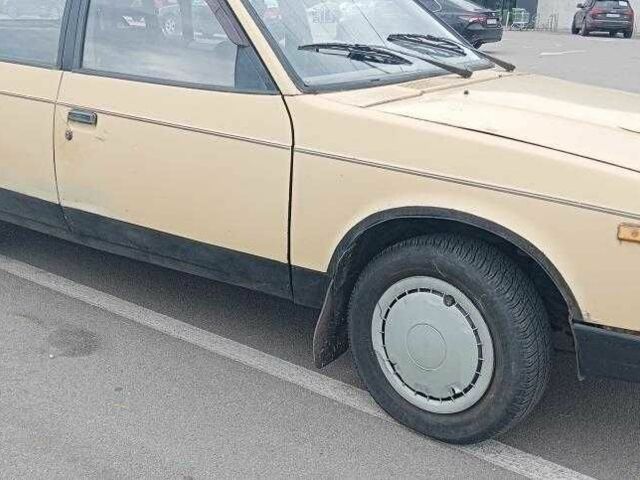 Бежевый Москвич / АЗЛК 2141, объемом двигателя 1.6 л и пробегом 115 тыс. км за 550 $, фото 2 на Automoto.ua