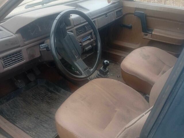 Бежевый Москвич / АЗЛК 2141, объемом двигателя 1 л и пробегом 130 тыс. км за 400 $, фото 6 на Automoto.ua