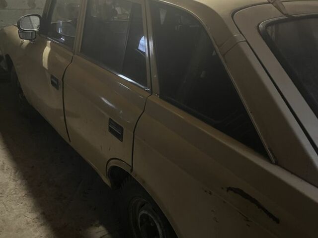 Бежевий Москвич / АЗЛК 2141, об'ємом двигуна 0 л та пробігом 90 тис. км за 550 $, фото 1 на Automoto.ua