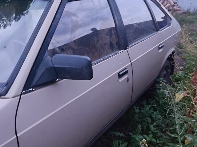 Бежевый Москвич / АЗЛК 2141, объемом двигателя 1.6 л и пробегом 58 тыс. км за 995 $, фото 4 на Automoto.ua