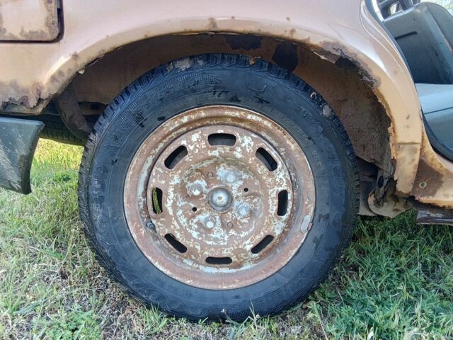 Москвич / АЗЛК 2141 1989 в Харькове на Automoto.ua Коричневый Москвич / АЗЛК 2141, объемом двигателя 1.6 л и пробегом 270 тыс. км за 475 $, фото 13 на Automoto.ua