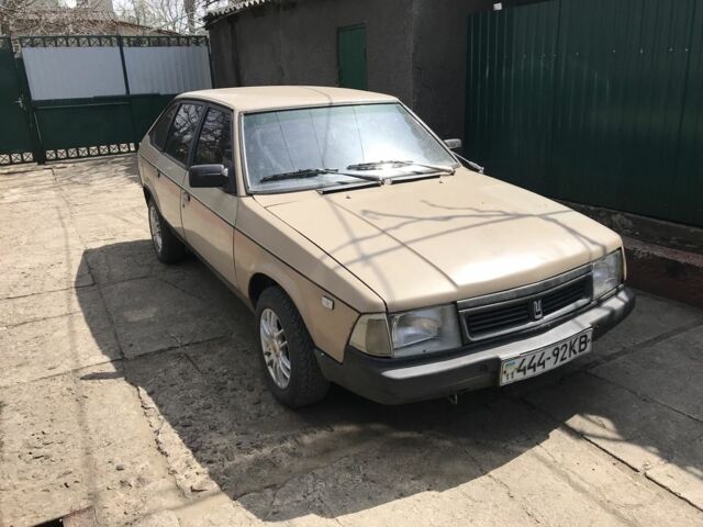 Коричневый Москвич / АЗЛК 2141, объемом двигателя 0 л и пробегом 100 тыс. км за 1000 $, фото 2 на Automoto.ua