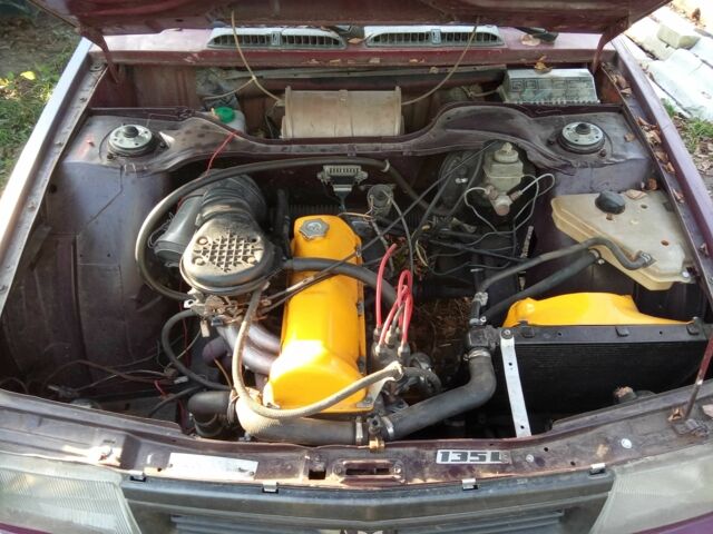 Красный Москвич / АЗЛК 2141, объемом двигателя 1.6 л и пробегом 105 тыс. км за 700 $, фото 1 на Automoto.ua