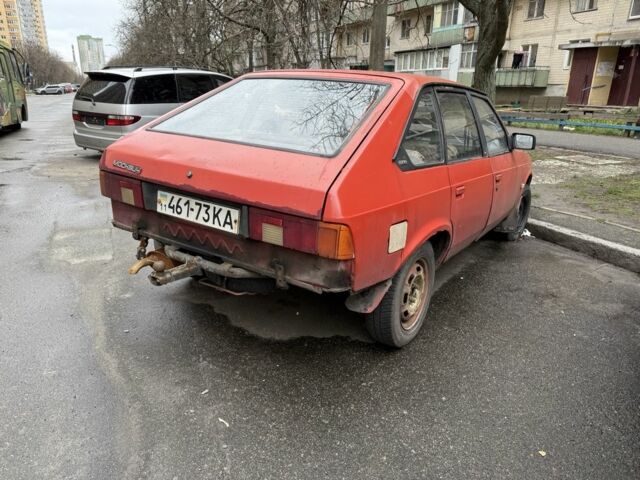 Москвич / АЗЛК 2141 1989 в Киеве на Automoto.ua Красный Москвич / АЗЛК 2141, объемом двигателя 1.4 л и пробегом 3 тыс. км за 311 $, фото 1 на Automoto.ua