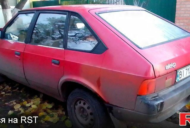 Москвич / АЗЛК 2141 1990 в Лохвице на Automoto.ua Красный Москвич / АЗЛК 2141, объемом двигателя 1.6 л и пробегом 350 тыс. км за 1070 $, фото 5 на Automoto.ua