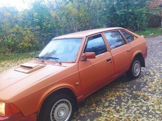 Красный Москвич / АЗЛК 2141, объемом двигателя 1.5 л и пробегом 179 тыс. км за 1000 $, фото 2 на Automoto.ua