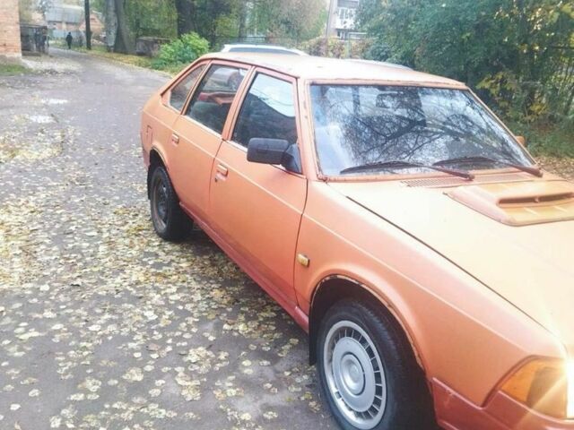 Красный Москвич / АЗЛК 2141, объемом двигателя 1.5 л и пробегом 179 тыс. км за 1000 $, фото 3 на Automoto.ua