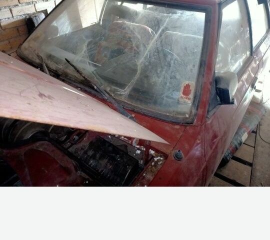 Красный Москвич / АЗЛК 2141, объемом двигателя 0 л и пробегом 360 тыс. км за 192 $, фото 6 на Automoto.ua