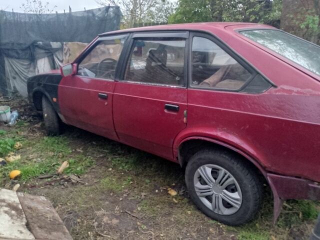 Москвич / АЗЛК 2141 1991 в Обухове на Automoto.ua Красный Москвич / АЗЛК 2141, объемом двигателя 1.5 л и пробегом 170 тыс. км за 240 $, фото 1 на Automoto.ua