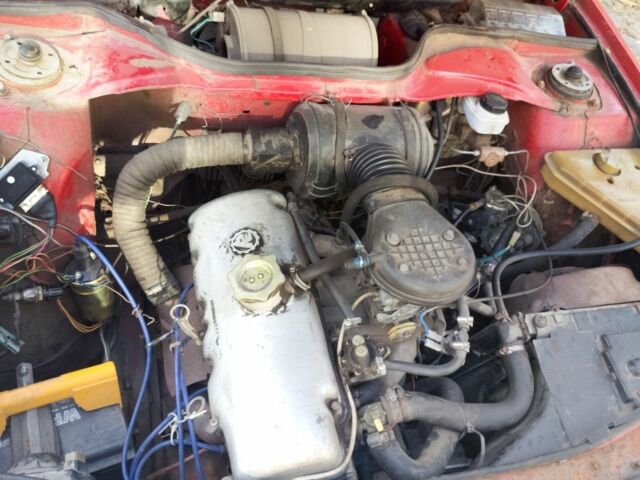 Красный Москвич / АЗЛК 2141, объемом двигателя 1 л и пробегом 200 тыс. км за 600 $, фото 9 на Automoto.ua