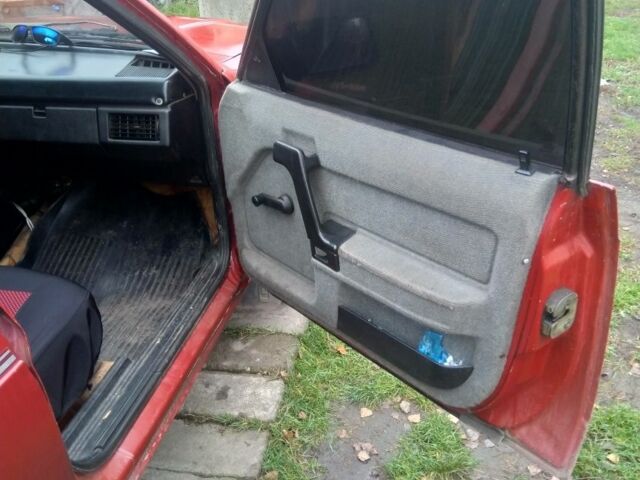 Червоний Москвич / АЗЛК 2141, об'ємом двигуна 1.5 л та пробігом 23 тис. км за 1427 $, фото 7 на Automoto.ua