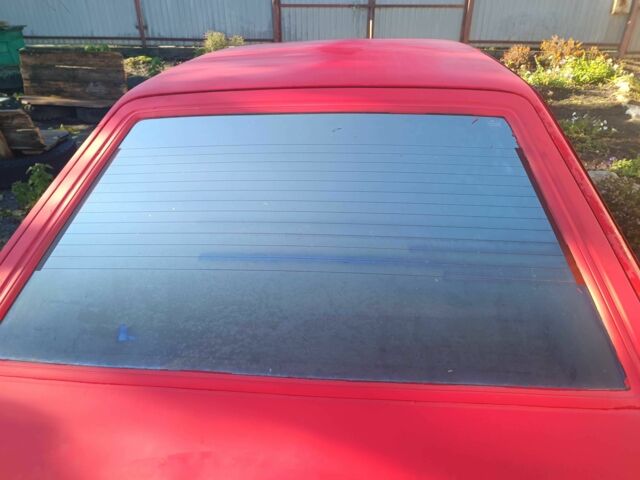 Красный Москвич / АЗЛК 2141, объемом двигателя 1.5 л и пробегом 258 тыс. км за 617 $, фото 3 на Automoto.ua