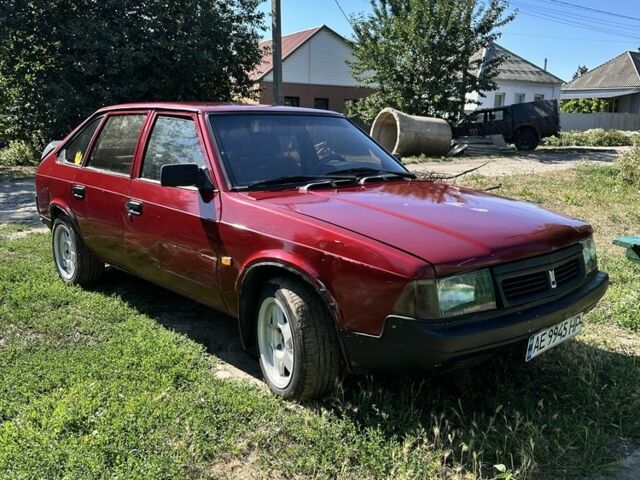 Красный Москвич / АЗЛК 2141, объемом двигателя 1.5 л и пробегом 150 тыс. км за 594 $, фото 6 на Automoto.ua