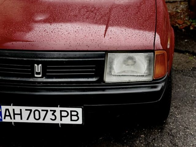 Красный Москвич / АЗЛК 2141, объемом двигателя 1.5 л и пробегом 3 тыс. км за 1534 $, фото 6 на Automoto.ua