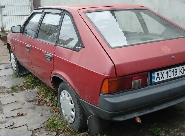 Красный Москвич / АЗЛК 2141, объемом двигателя 1.5 л и пробегом 150 тыс. км за 850 $, фото 4 на Automoto.ua
