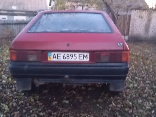 Москвич / АЗЛК 2141 1990 в Кривом Роге на Automoto.ua Красный Москвич / АЗЛК 2141, объемом двигателя 2 л и пробегом 200 тыс. км за 597 $, фото 5 на Automoto.ua