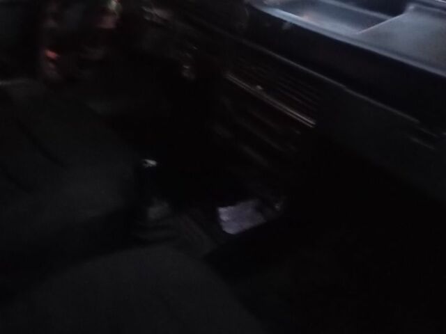 Москвич / АЗЛК 2141 1990 в Кривом Роге на Automoto.ua Красный Москвич / АЗЛК 2141, объемом двигателя 2 л и пробегом 200 тыс. км за 597 $, фото 2 на Automoto.ua