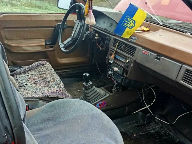 Червоний Москвич / АЗЛК 2141, об'ємом двигуна 1.5 л та пробігом 3 тис. км за 378 $, фото 6 на Automoto.ua