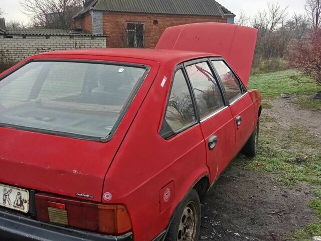 Червоний Москвич / АЗЛК 2141, об'ємом двигуна 1.5 л та пробігом 3 тис. км за 378 $, фото 7 на Automoto.ua