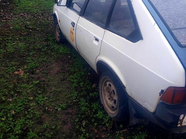 Москвич / АЗЛК 2141, объемом двигателя 1.5 л и пробегом 111 тыс. км за 280 $, фото 1 на Automoto.ua