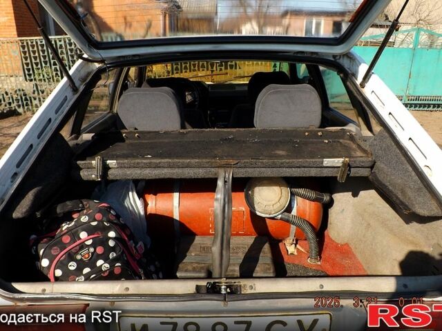 Москвич / АЗЛК 2141, объемом двигателя 15 л и пробегом 100 тыс. км за 1200 $, фото 3 на Automoto.ua