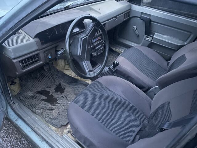 Москвич / АЗЛК 2141, об'ємом двигуна 1.5 л та пробігом 101 тис. км за 500 $, фото 5 на Automoto.ua