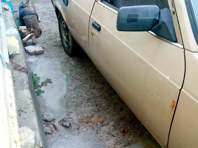 Москвич / АЗЛК 2141, объемом двигателя 1.7 л и пробегом 0 тыс. км за 600 $, фото 2 на Automoto.ua