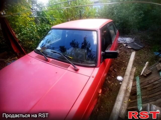 Москвич / АЗЛК 2141 1991 у Раздельной на Automoto.ua Москвич / АЗЛК 2141, об'ємом двигуна 1.5 л та пробігом 0 тис. км за 900 $, фото 4 на Automoto.ua