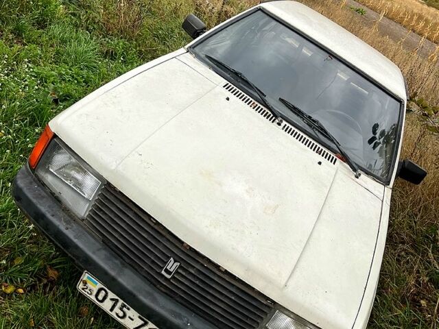 Москвич / АЗЛК 2141, объемом двигателя 1.6 л и пробегом 180 тыс. км за 500 $, фото 3 на Automoto.ua