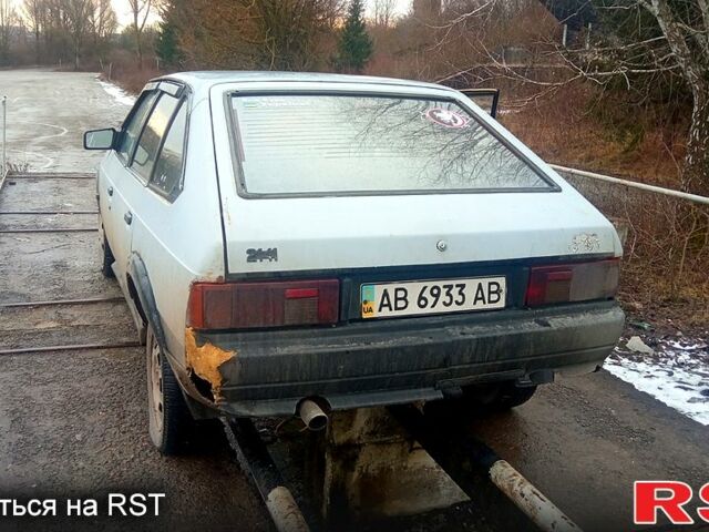 Москвич / АЗЛК 2141, объемом двигателя 1.5 л и пробегом 0 тыс. км за 380 $, фото 3 на Automoto.ua