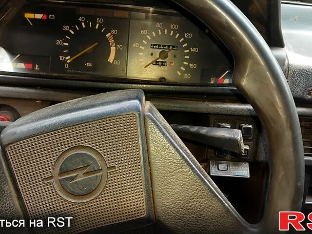 Москвич / АЗЛК 2141 1994 в Харькове на Automoto.ua Москвич / АЗЛК 2141, объемом двигателя 1.7 л и пробегом 0 тыс. км за 450 $, фото 7 на Automoto.ua