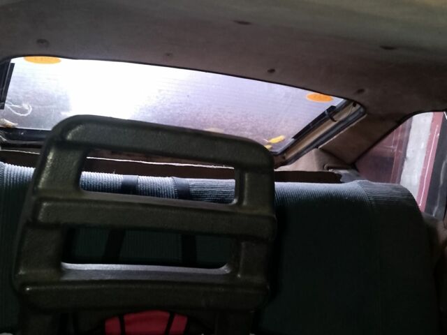 Желтый Москвич / АЗЛК 2141, объемом двигателя 0 л и пробегом 200 тыс. км за 358 $, фото 5 на Automoto.ua