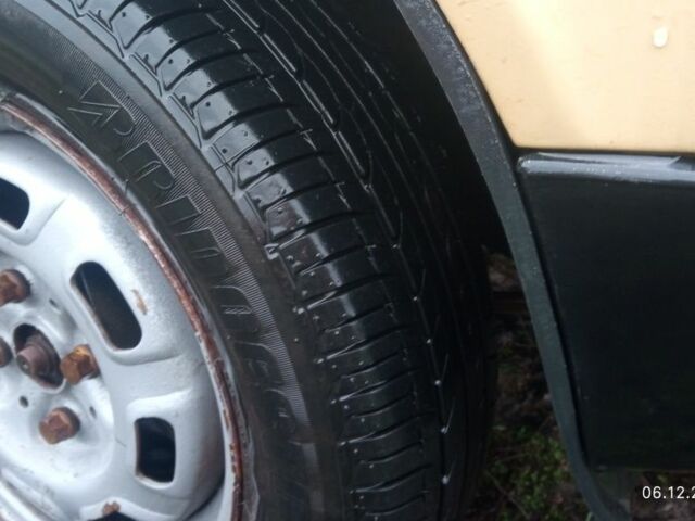 Желтый Москвич / АЗЛК 2141, объемом двигателя 1.5 л и пробегом 230 тыс. км за 522 $, фото 5 на Automoto.ua