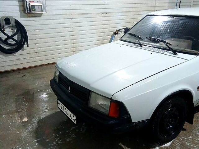 Серый Москвич / АЗЛК 2141, объемом двигателя 1.5 л и пробегом 180 тыс. км за 820 $, фото 3 на Automoto.ua